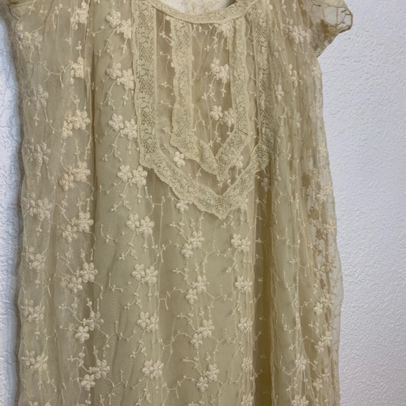 Pull & Bear Dress Size S Lace Ivory Beige Sheer Whimsical Knee Length A-line - Picture 7 of 7